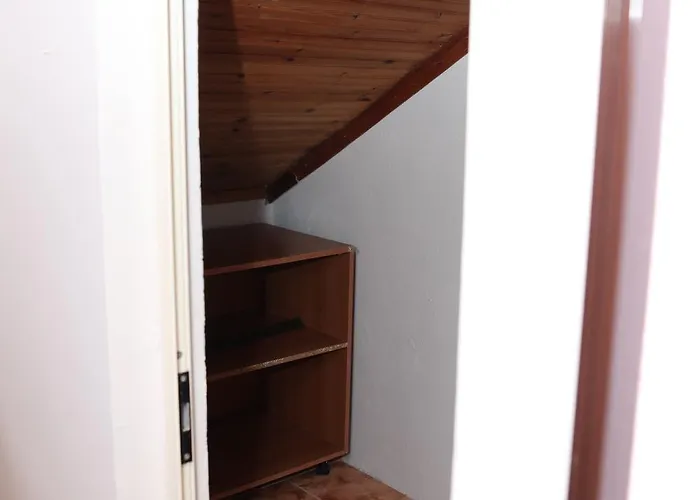 In Qerret - 100 M From The 别墅 *